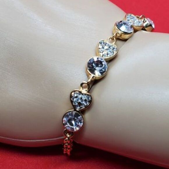 SGS MARKET, NEW, 18K GOLD-PLATED, GOLD HEART BRACELET WITH SWAROVSKI  ELEMENTS - Picture 7 of 7
